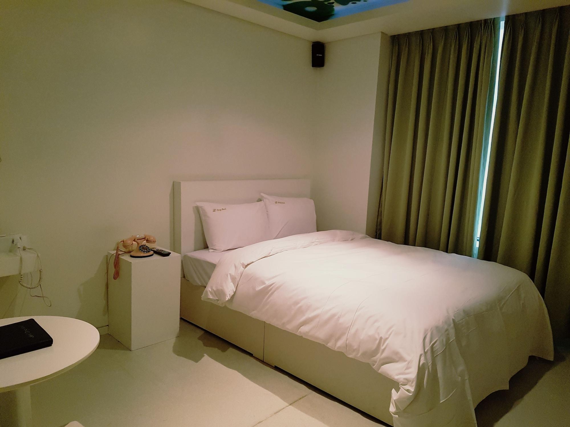Dong Seoul Hotel Exterior photo