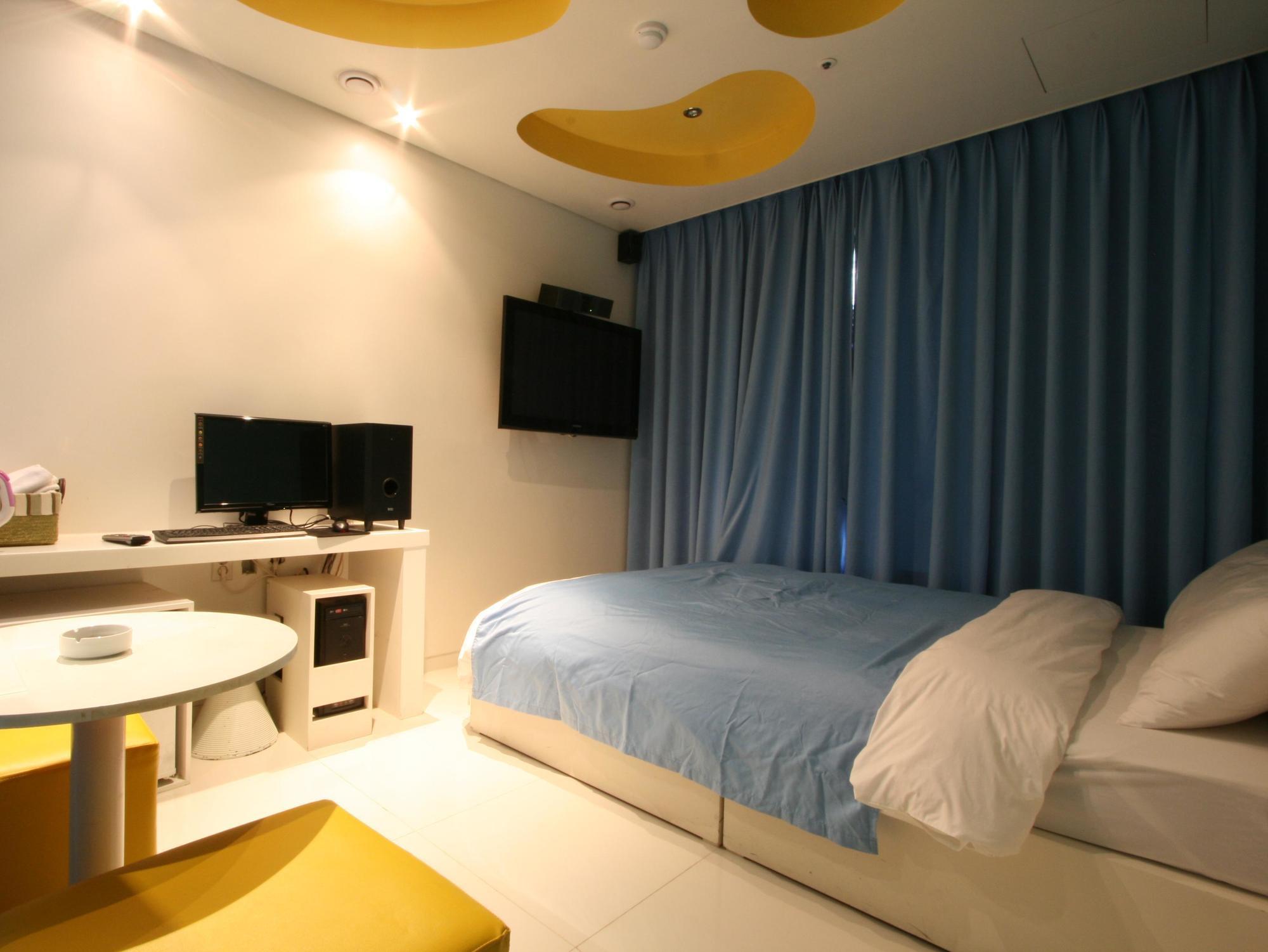 Dong Seoul Hotel Exterior photo