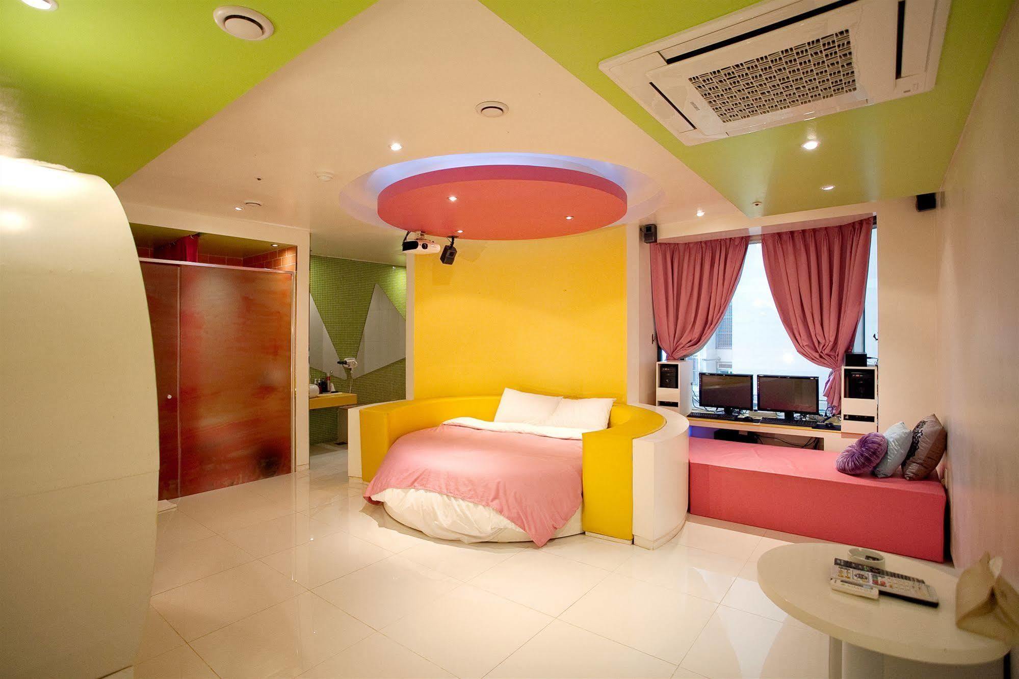Dong Seoul Hotel Exterior photo